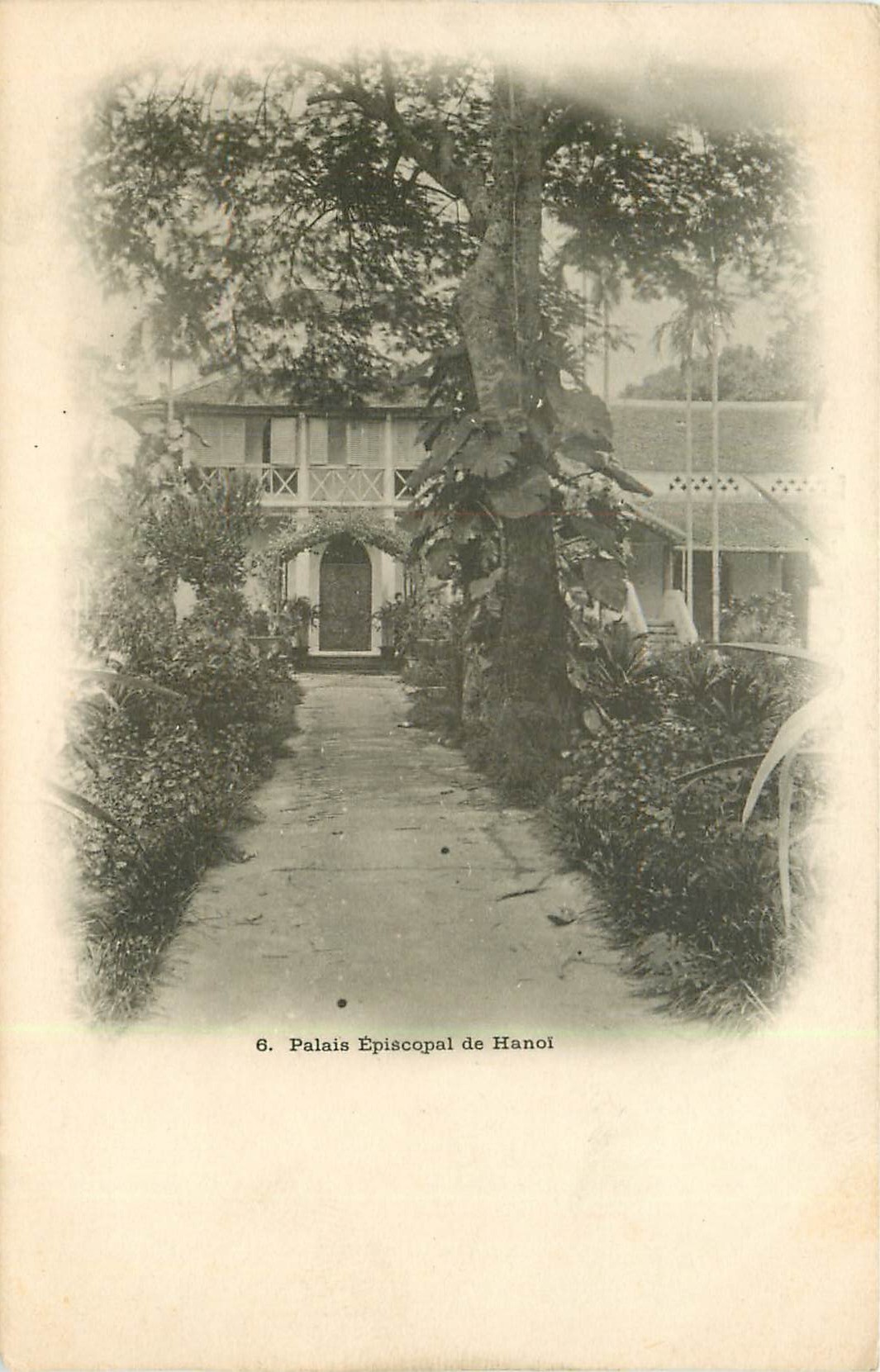 VIÊT-NAM. Palais Episcopal de Hanoï