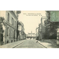 95 ENGHIEN-LES-BAINS. La rue du Casino avec vitrier Perotti 1925