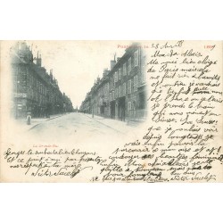 25 PONTARLIER. La Grande Rue en 1899...