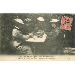 75 PARIS Métiers. Partie de cartes des Femmes Cocher 1907