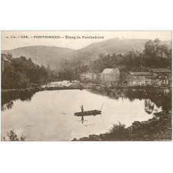 carte postale ancienne 63 PONTGIBAUD. Pêcheur Etang de Peschadoire 1931