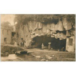 carte postale ancienne 63 ROYAT. Grotte des Laveuses 1910