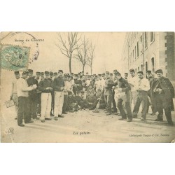 2 cpa "MILITAIRES" la corvée de Patates (pli) et le Réveil du Dimanche 1906