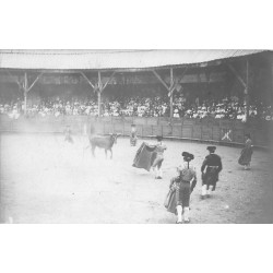 CORRIDA. Taureau Tauromachie Toréador Arène