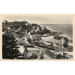 22 Perros-Guirec TRESTRIGNEL. Plage et Hôtels vers 1950