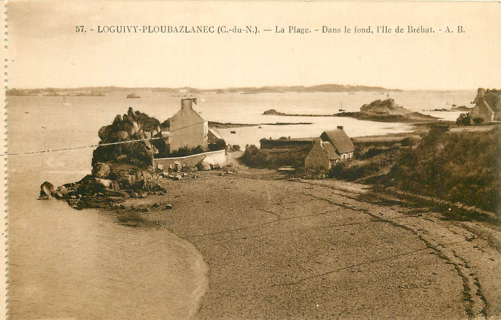 22 LOGUIVY PLOUBAZLANEC. Plage Ile de Brehat et Roch ler Melus