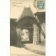 69 JULIENAS. Entrée du Château d'Albon 1904