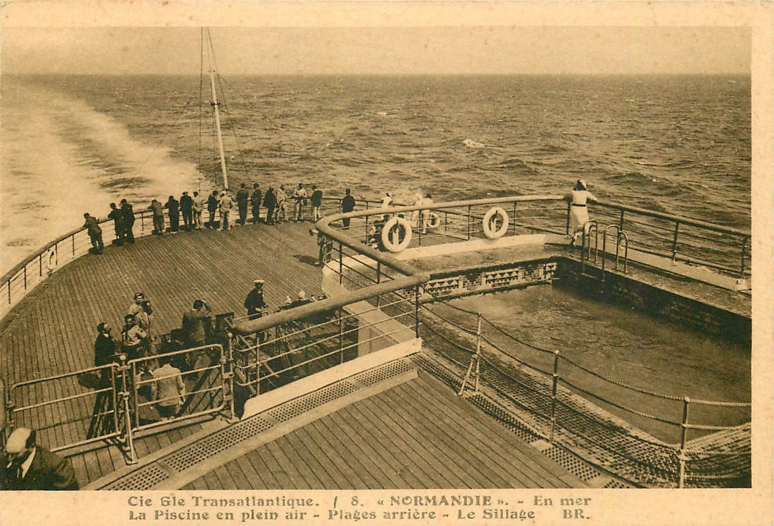 6 cpa Transatlantique NORMANDIE. Piscine, Salle Jeux, Grand Pont, Timonerie, Salle moteurs et Théâtre