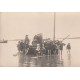 METIERS. Photo cpa rare Enfants près d'une Barque de Pêcheurs...
