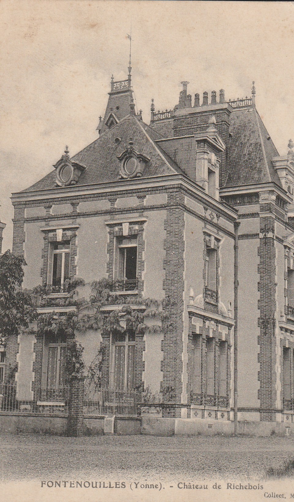2 cpa 89 FONTENOUILLES. Château de Richebois