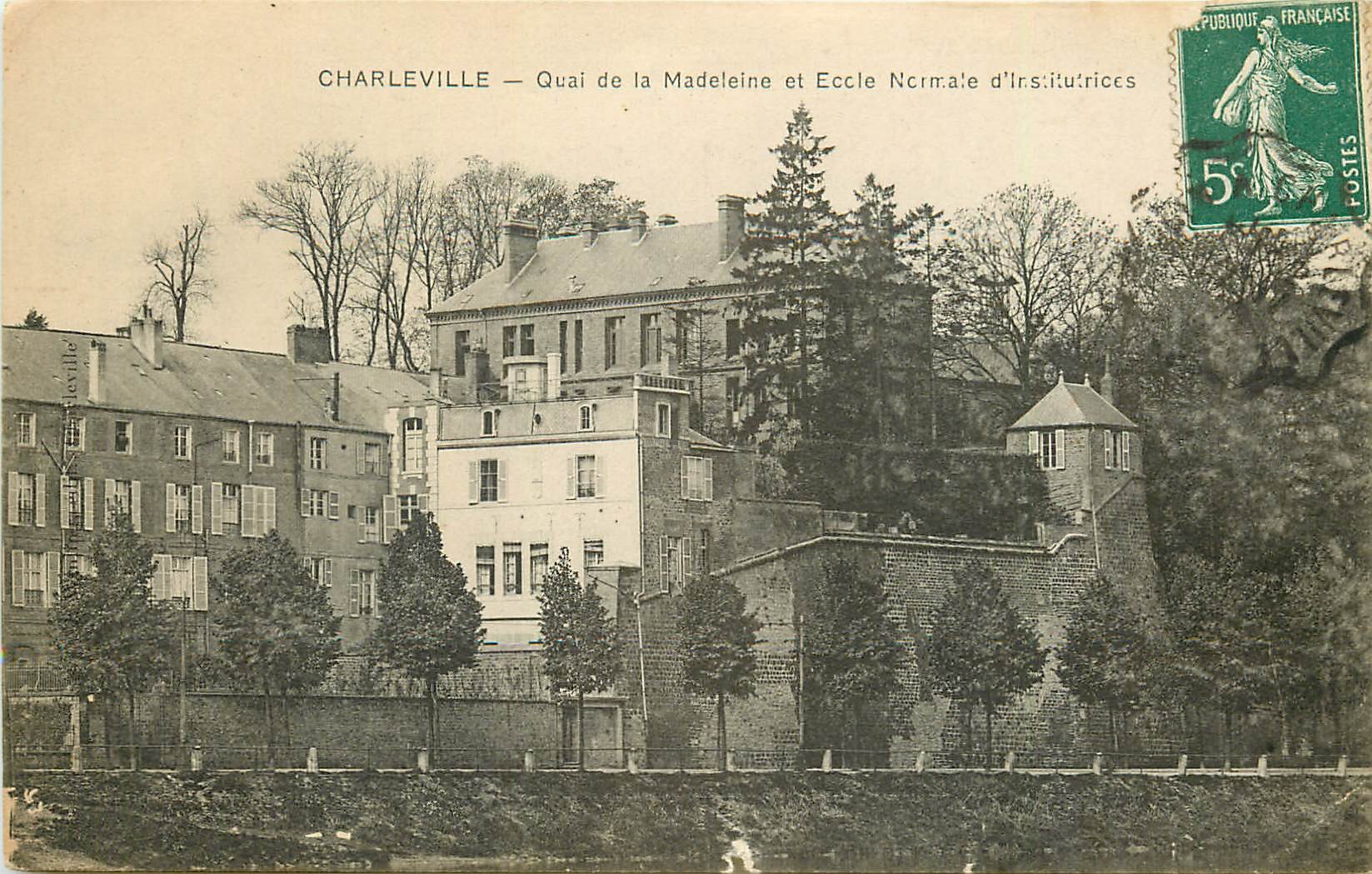08 CHARLEVILLE. Ecole Normale Institutrices Quai Madeleine 1909