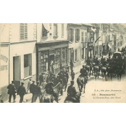 77 DAMMARTIN-EN-GOËLE. La Grande-Rue 1914 passage de l'artillerie se rendant à Soissons