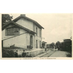 77 DAMMARTIN. Train en Gare de Dammartin-Ville