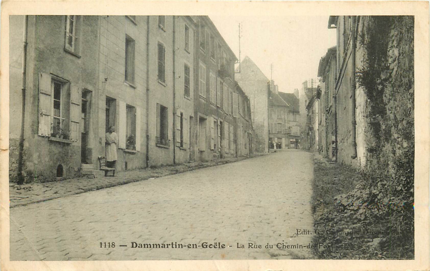 77 DAMMARTIN-EN-GOËLE. Rue du Chemin de Fer 1939