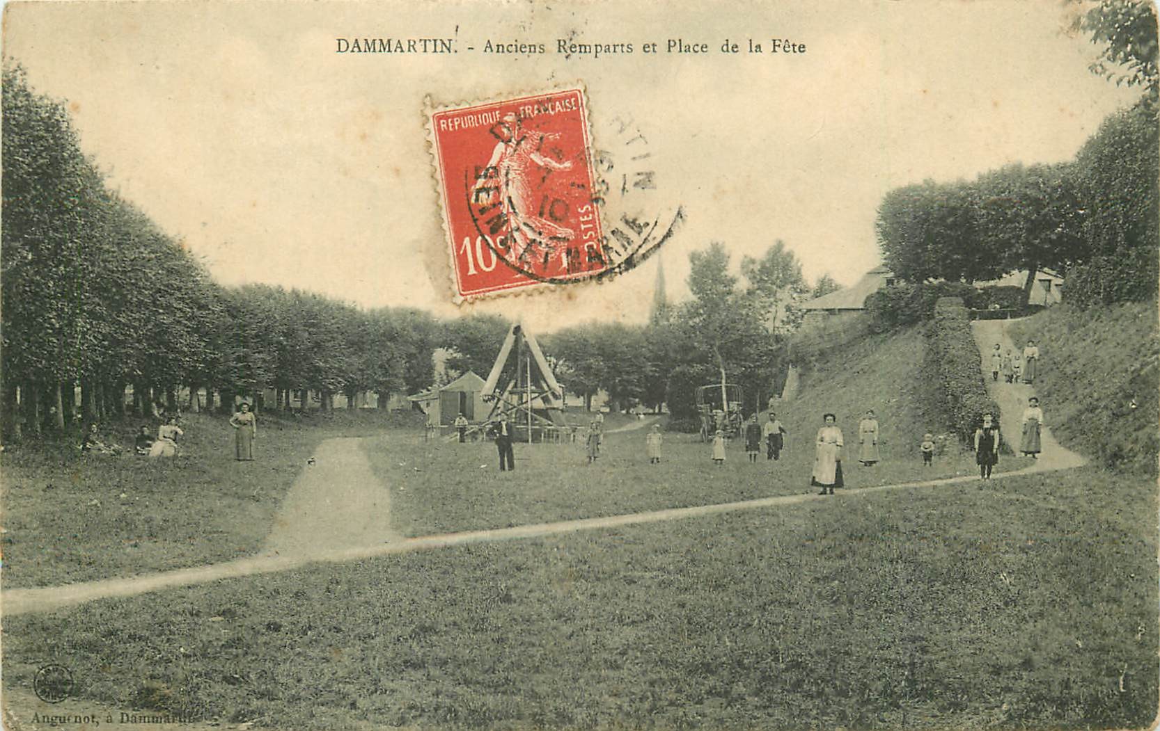 77 DAMMARTIN. Anciens Remparts et Place de la Fête 1910