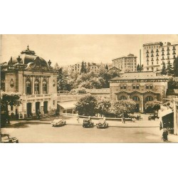 2 x cpa 63 CHATEL-GUYON. Théâtre Grands Thermes & Calvaire