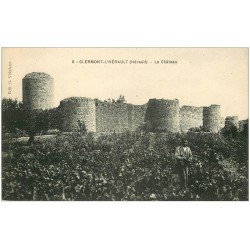 carte postale ancienne 34 CLERMONT-L'HERAULT. Château et Vigneron dans vignoble 1922
