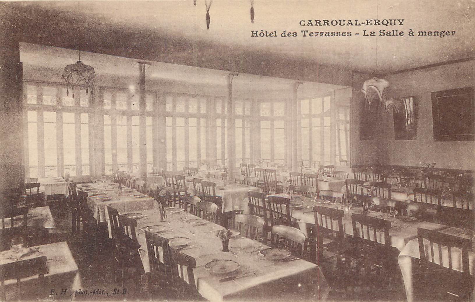 22 CARROUAL-ERQUY. Salle à manger Hôtel des Terrasses