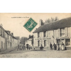 60 LAGNY-LE-SEC. Hôtel Tabac Epicerie Levasseur sur la Place