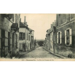 77 DAMMARTIN-EN-GOËLE. La rue du Chemin de Fer