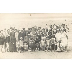 40 MIMIZAN PLAGE. Rare Photo cpa groupe de Baigneurs vers 1933