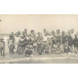 40 MIMIZAN PLAGE. Rare Photo cpa groupe de Baigneurs vers 1933