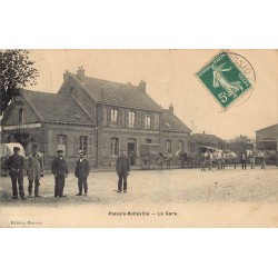 60 PLESSIS-BELLEVILLE. La Gare avec Garde Champêtre et attelages 1908