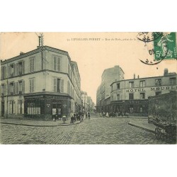 92 LEVALLOIS-PERRET. Café Pebroc et Hôtel au Roi d'Yvetot rue du Bois 1908