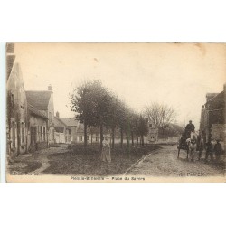 60 PLESSIS-BELLEVILLE. Attelage Place du Savers 1916