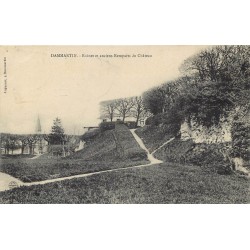 77 DAMMARTIN EN GOËLE. Ruines et anciens Remparts du Château 1907
