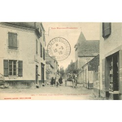 65 POUZAC. Attelage devant le Café sur la Route de Tarbes 1910