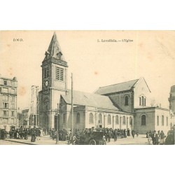 92 LEVALLOIS-PERRET. Eglise Saint-Justin grosse animation avec tacot