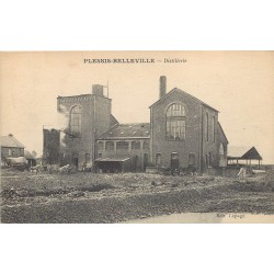 60 LE PLESSIS-BELLEVILLE. Distillerie