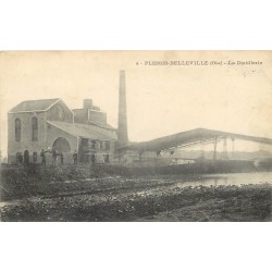60 LE PLESSIS BELLEVILLE. La Distillerie 1913 animation