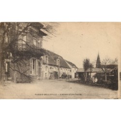 60 LE PLESSIS-BELLEVILLE. Intérieur d'une Ferme 1918