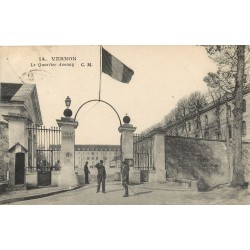 27 VERNON. Le Quartier Avenay avec militaires à la Caserne 1926