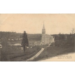 61 LES TOURAILLES. Vue sur le Village et son Eglise vers 1903...