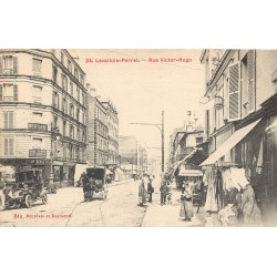 92 LEVALLOIS-PERRET. Voiture ancienne devant Café Breton rue Victor-Hugo