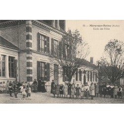 10 MERY-SUR-SEINE. Ecole de Filles 1915