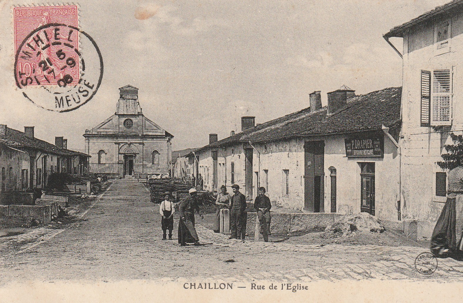 55 CHAILLON. Epicerie Drapier Rue de l'Eglise 1906