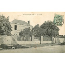 78 VIEILLE-EGLISE. Les Ecoles 1907