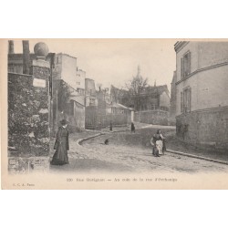 PARIS 18 Montmartre vers 1900. Rue Ravignan au coin de la rue d'Orchamps