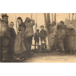62 BOULOGNE-SUR-MER. La Bistouille des Pêcheurs avant le départ pour la Pêche 1930