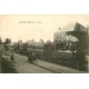 08 BOURG-FIDELE. Train locomotive dans la Gare