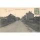 80 CAYEUX-SUR-MER. Animation Avenue Carnot 1907