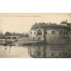 44 NANTES. La Poissonnerie conserves "Amieux Frères"