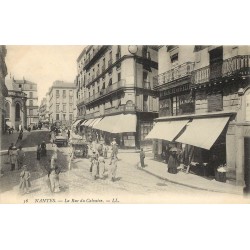 44 NANTES. Au Bon Marché rue du Calvaire