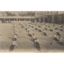 Métiers SAPEURS POMPIERS de Paris. Exercices d'assouplissement