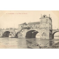 44 NANTES. Maisons sur l'Arche de l'ancien Pont de Pirmil