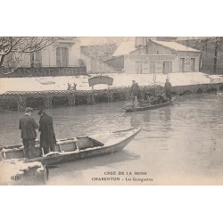 94 CHARENTON LE PONT. Les Guinguettes pendant la Crue 1912